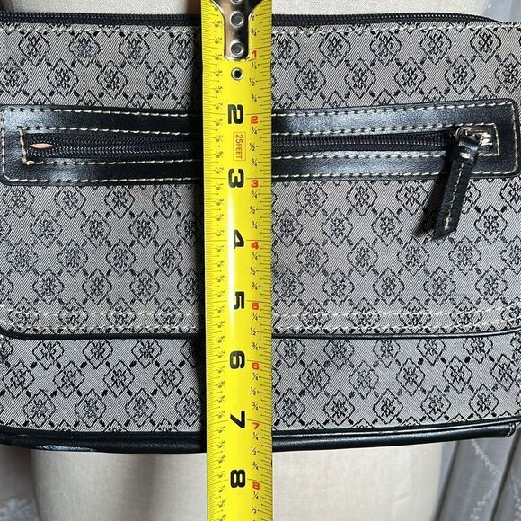 VINTAGE Villager by Liz Claiborne Shoulder Bag – Monogram Print - Picture 13 of 13